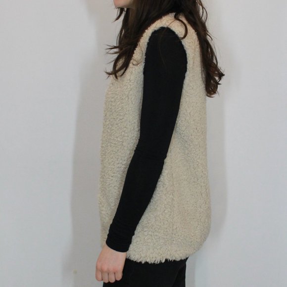 Aritzia Wilfred Chatou Vest Sweater Faux Sherling - XS - Picture 4 of 4